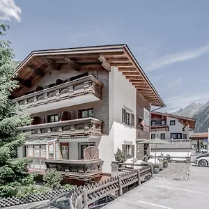  Bed & Breakfast Corso`s Annabell -